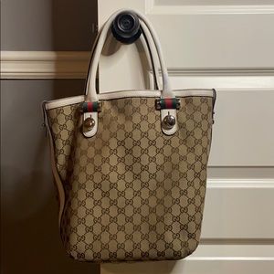 Authentic Gucci Purse - Used